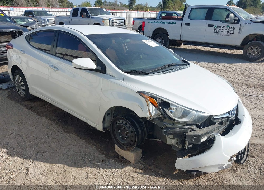 2016 HYUNDAI ELANTRA SE VIN: 5NPDH4AE9GH768584