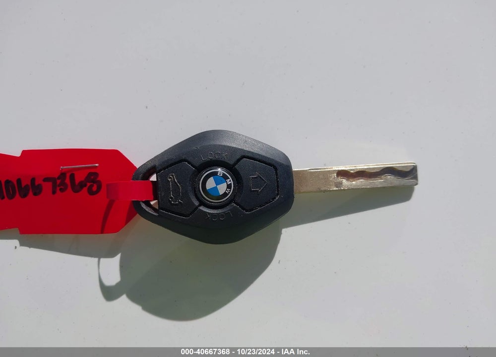 2005 BMW 325I VIN: WBAAZ33495KW76210