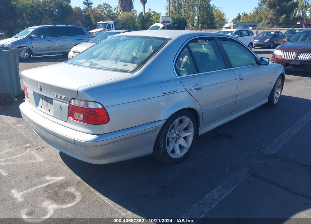 2003 BMW 525I VIN: WBADT33403GF43384