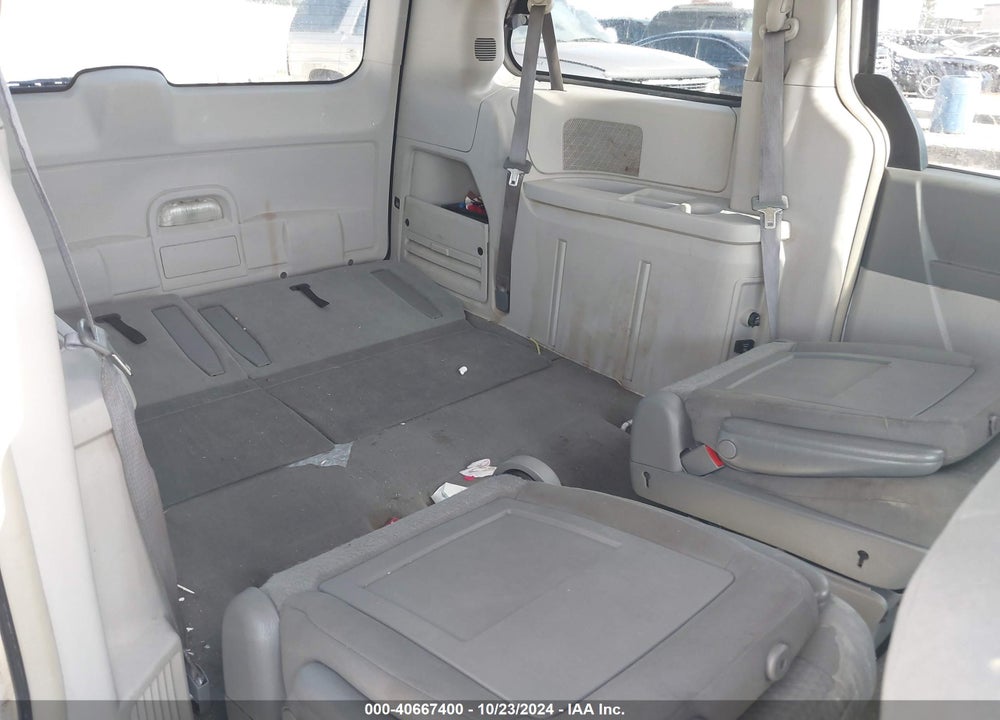 2010 DODGE GRAND CARAVAN SXT VIN: 2D4RN5D13AR323588