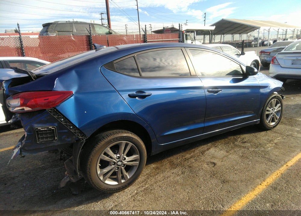 2017 HYUNDAI ELANTRA SE VIN: 5NPD84LF5HH074899