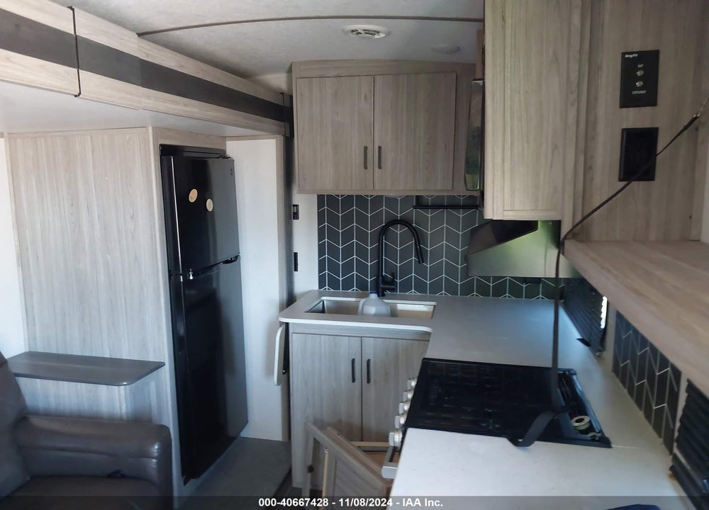 2021 KEYSTONE PASSPORT VIN: 4YDT24028MD417281