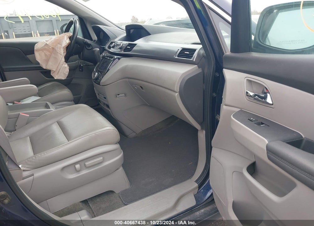2015 HONDA ODYSSEY EX-L VIN: 5FNRL5H69FB040866