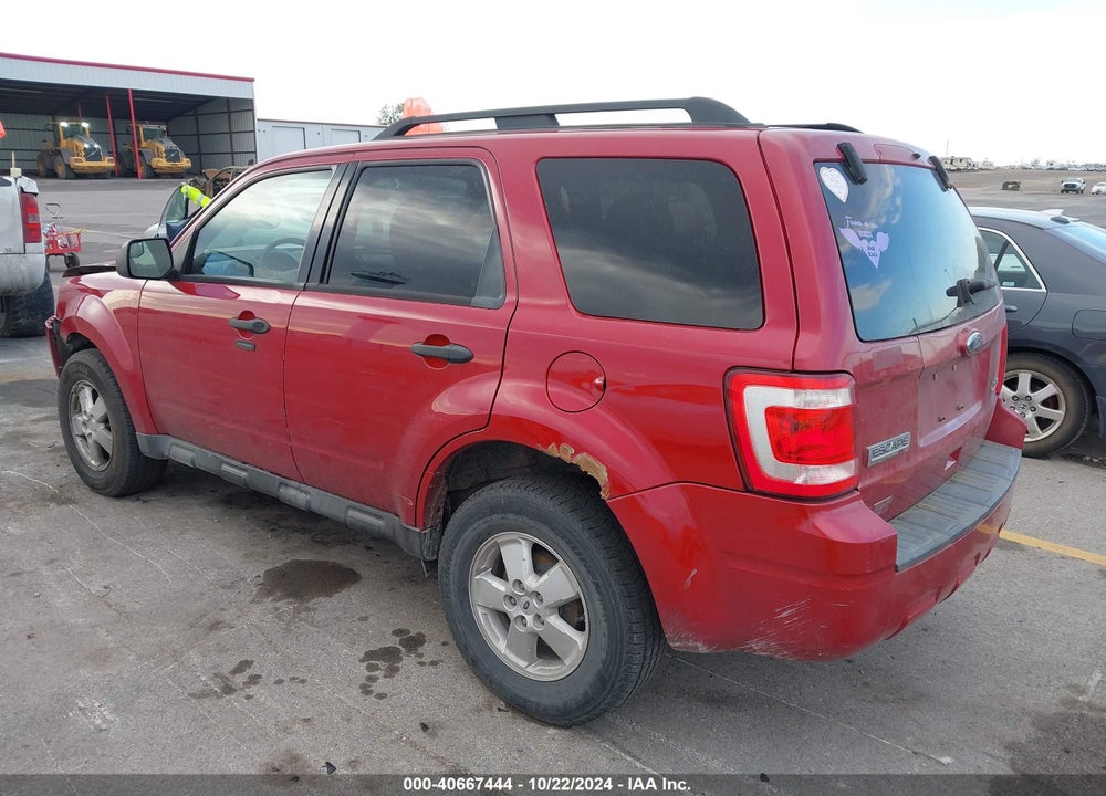 2010 FORD ESCAPE XLT VIN: 1FMCU9DG5AKC22175