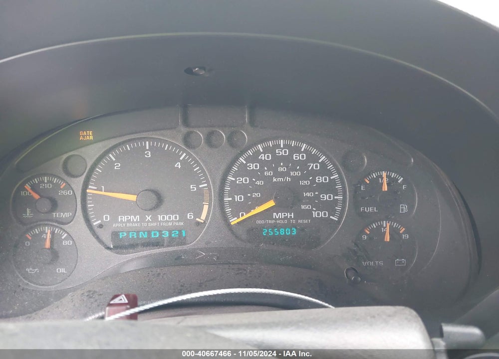 2000 CHEVROLET BLAZER LS VIN: 1GNCS13W9Y2129357