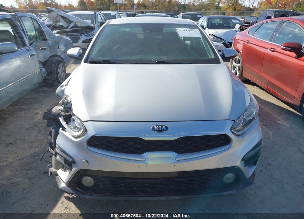 2019 KIA FORTE LXS VIN: 3KPF24AD0KE118072