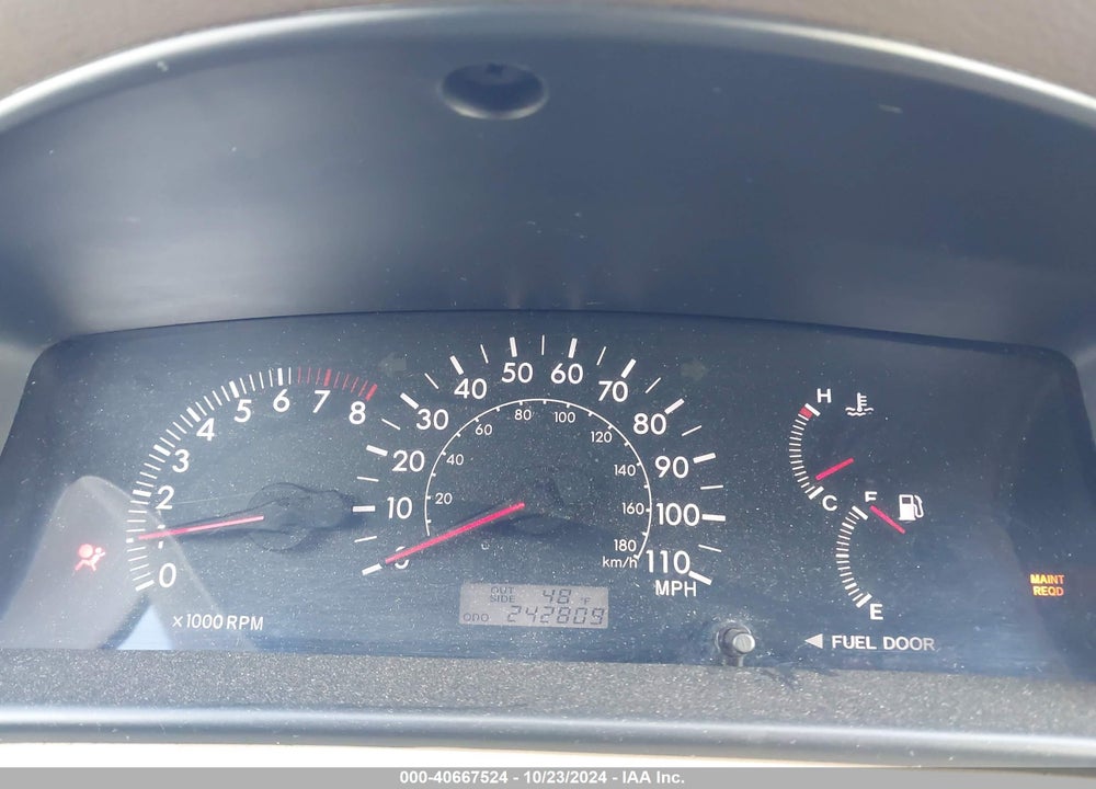 2005 TOYOTA COROLLA LE VIN: 1NXBR32E95Z514871