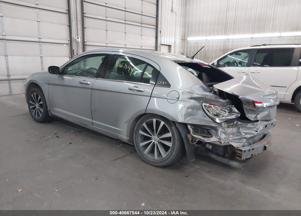 2013 CHRYSLER 200 LIMITED VIN: 1C3CCBCG3DN729373
