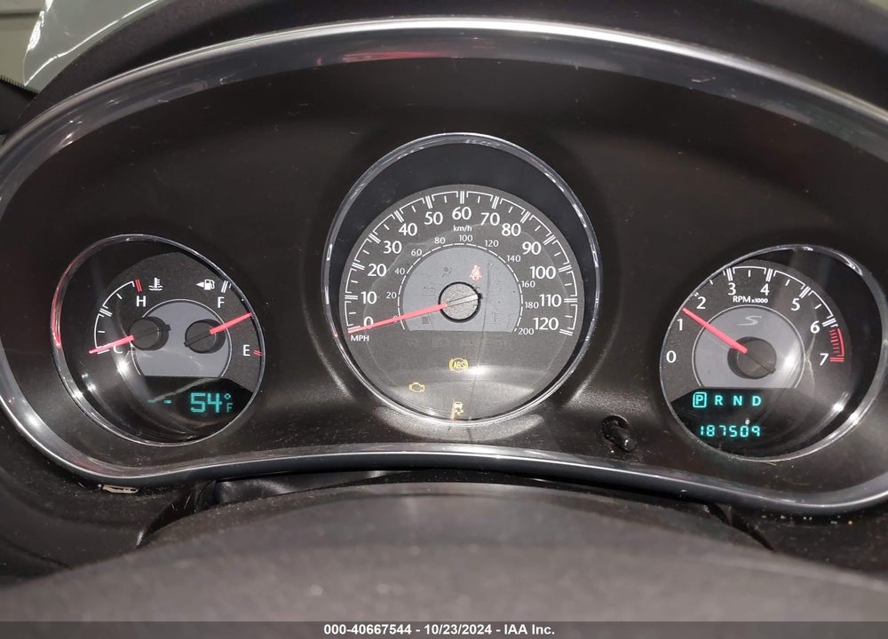 2013 CHRYSLER 200 LIMITED VIN: 1C3CCBCG3DN729373