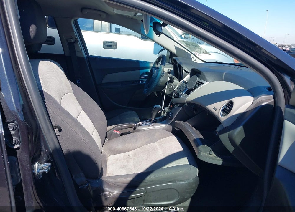 2016 CHEVROLET CRUZE LIMITED LS AUTO VIN: 1G1PC5SG2G7138159
