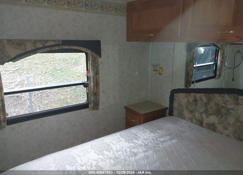 2003 FREIGHTLINER CHASSIS X LINE MOTOR HOME VIN: 4UZAAHBV43CL79768