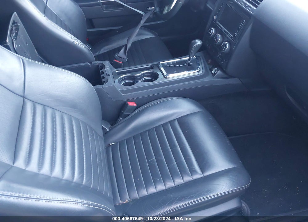 2014 DODGE CHALLENGER SXT PLUS VIN: 2C3CDYAG7EH285900