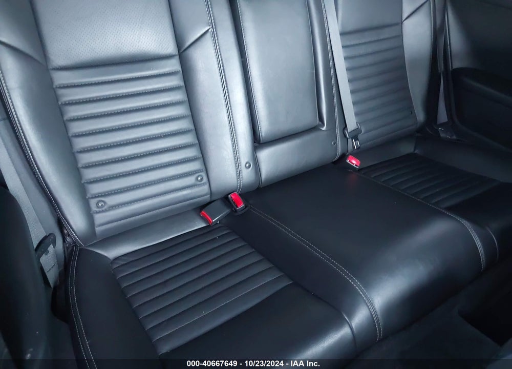 2014 DODGE CHALLENGER SXT PLUS VIN: 2C3CDYAG7EH285900