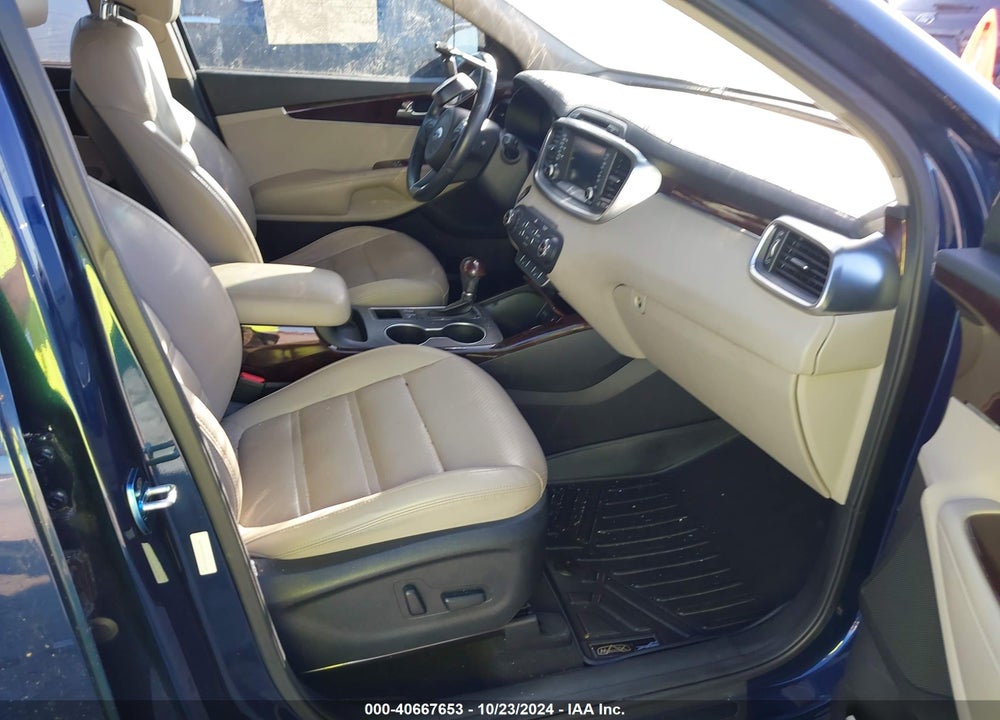 2017 KIA SORENTO 3.3L EX VIN: 5XYPH4A53HG301344
