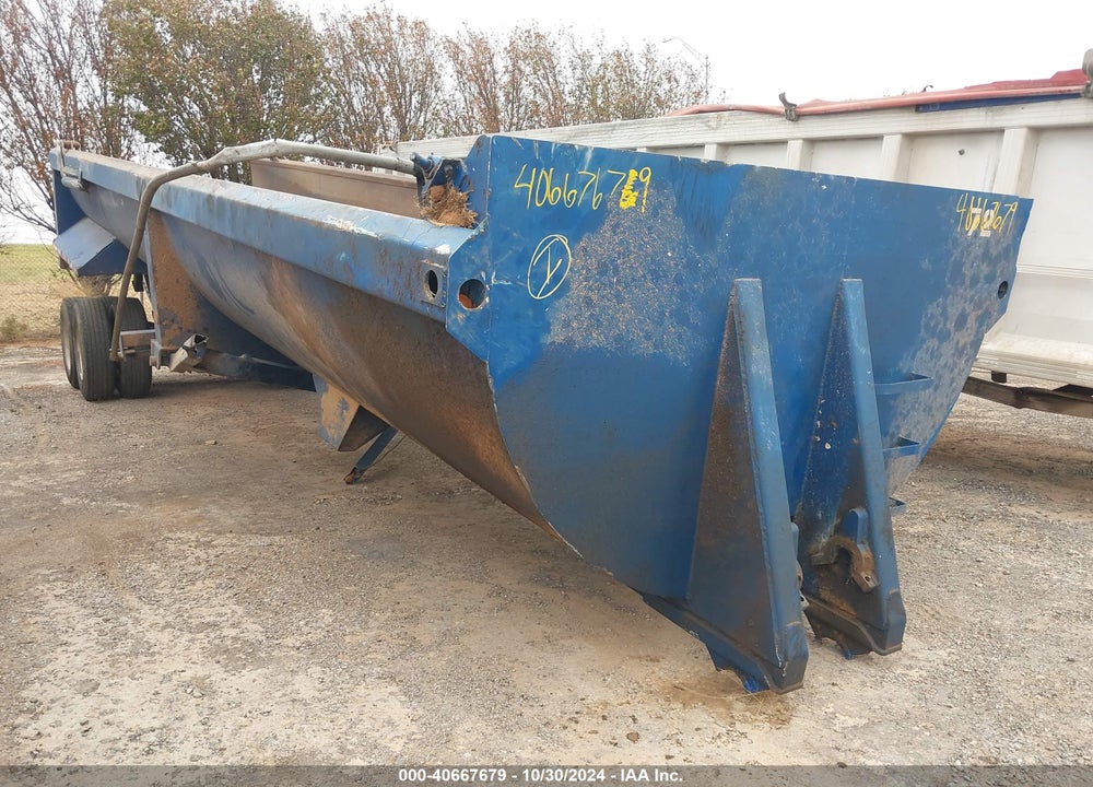 2000 CPS TRAILER CO --- VIN: 4Z4515424YP003109