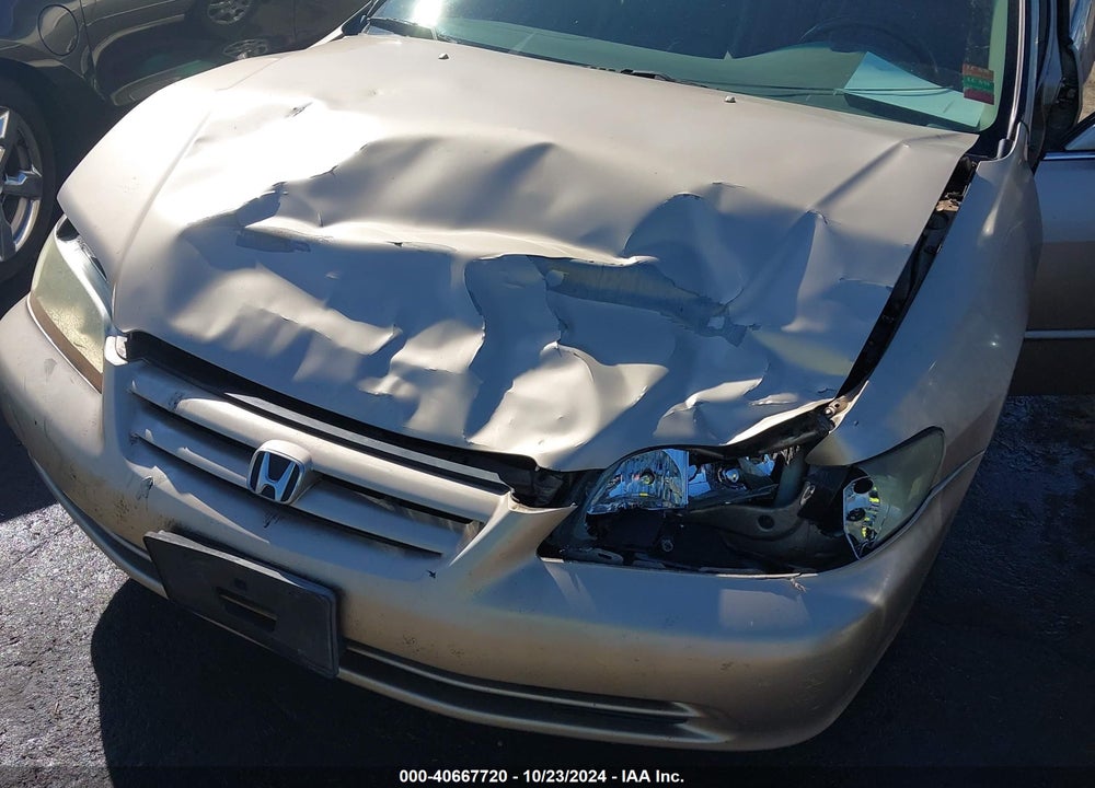 2002 HONDA ACCORD 2.3 EX VIN: 1HGCG566X2A131839