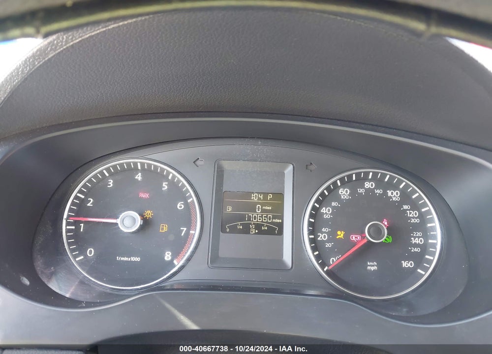 2014 VOLKSWAGEN JETTA 1.8T SE VIN: 3VWD17AJ2EM265132