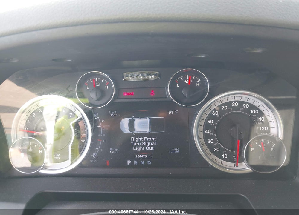 2013 RAM 1500 BIG HORN VIN: 1C6RR7LT0DS621588