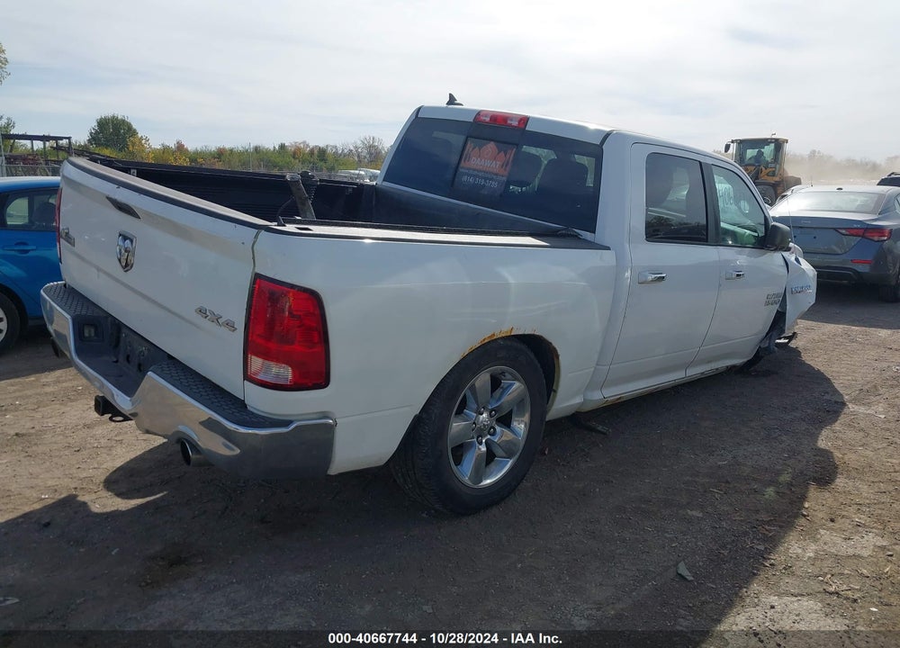 2013 RAM 1500 BIG HORN VIN: 1C6RR7LT0DS621588