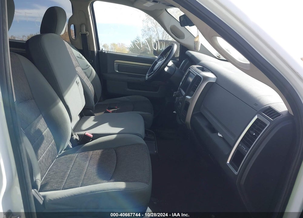 2013 RAM 1500 BIG HORN VIN: 1C6RR7LT0DS621588