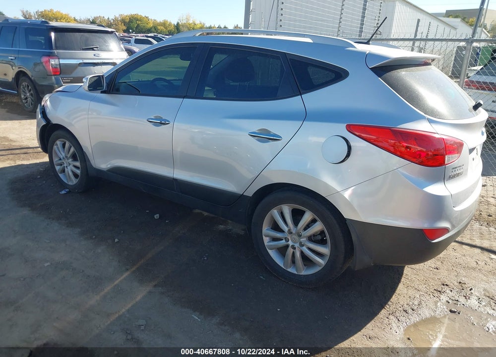 2013 HYUNDAI TUCSON LIMITED VIN: KM8JU3AC0DU736790