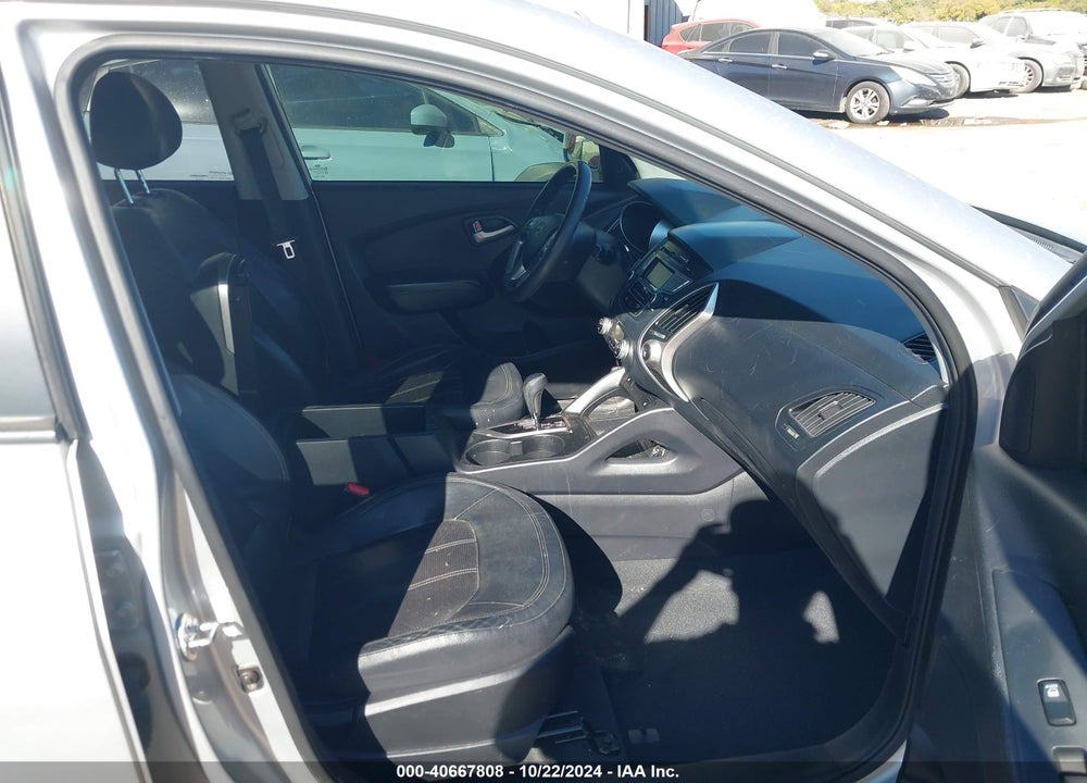 2013 HYUNDAI TUCSON LIMITED VIN: KM8JU3AC0DU736790