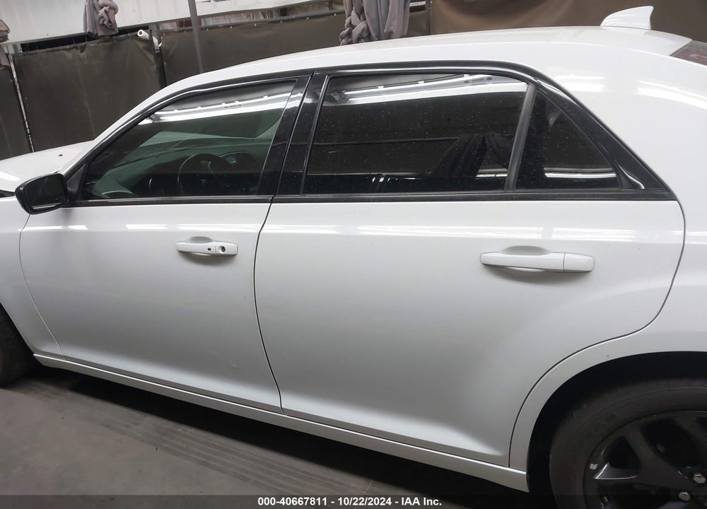 2020 CHRYSLER 300 TOURING VIN: 2C3CCAAG8LH159388