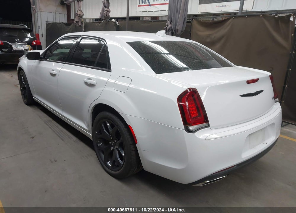 2020 CHRYSLER 300 TOURING VIN: 2C3CCAAG8LH159388