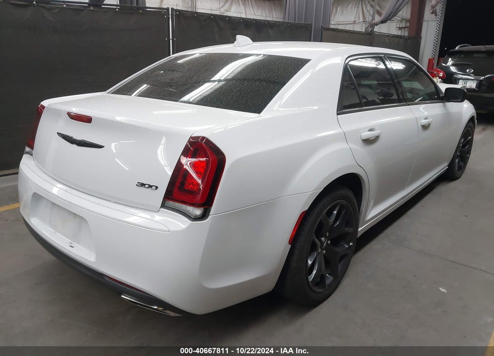 2020 CHRYSLER 300 TOURING VIN: 2C3CCAAG8LH159388