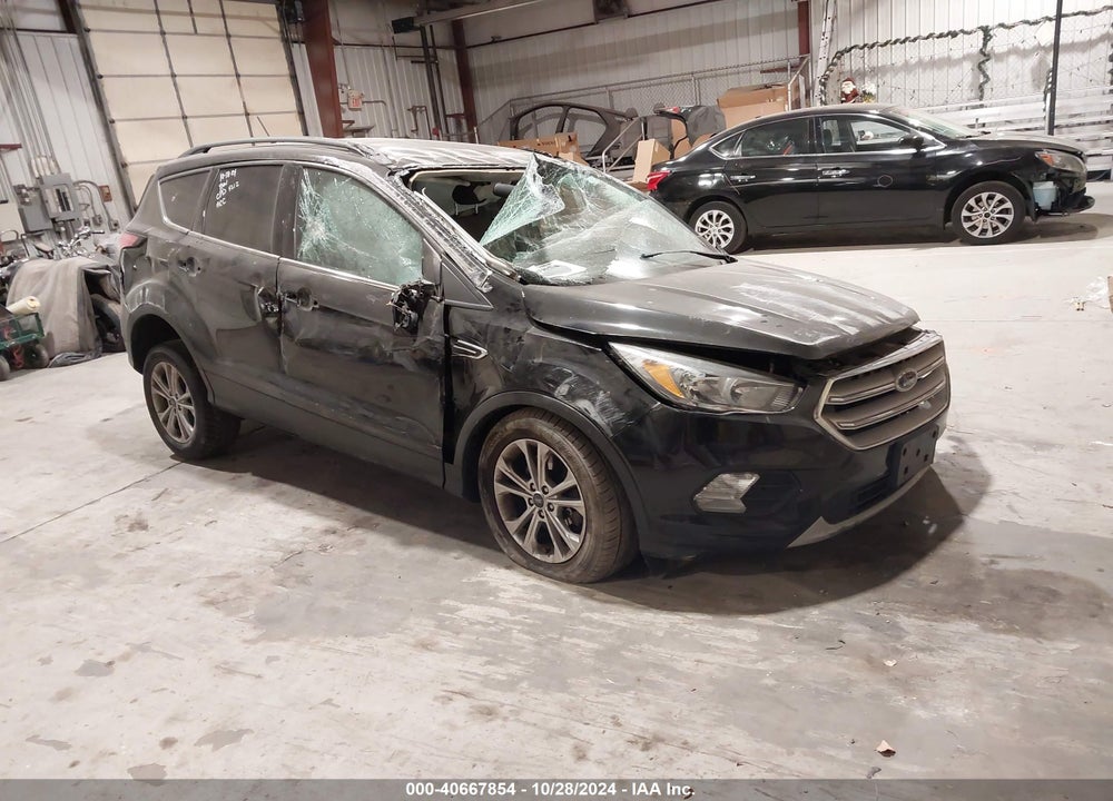 2018 FORD ESCAPE SE VIN: 1FMCU9GD8JUB33562