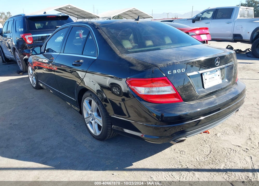 2010 MERCEDES-BENZ C 300 LUXURY/SPORT VIN: WDDGF5EB6AR130047