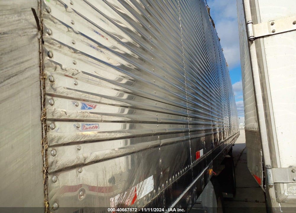 2016 WABASH NATIONAL CORP --- VIN: 1JJV532B8GL941171