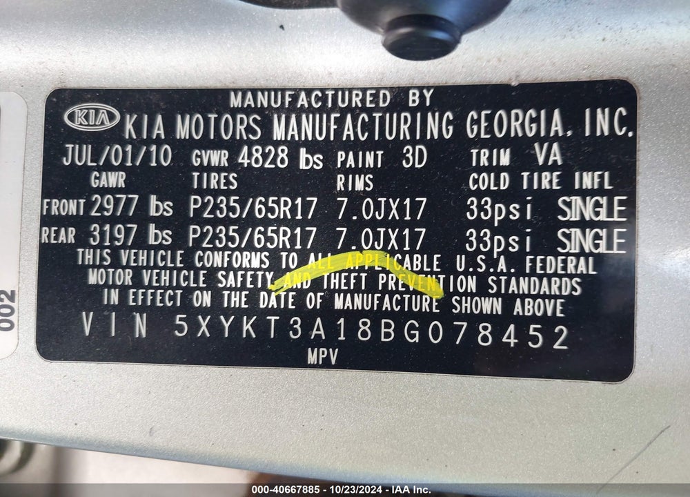 2011 KIA SORENTO LX VIN: 5XYKT3A18BG078452