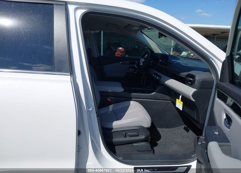 2025 HONDA PILOT EX-L VIN: 5FNYG2H49SB006630