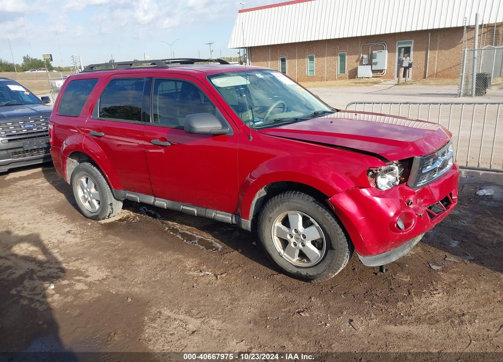 2010 FORD ESCAPE XLS VIN: 1FMCU0C75AKC67162