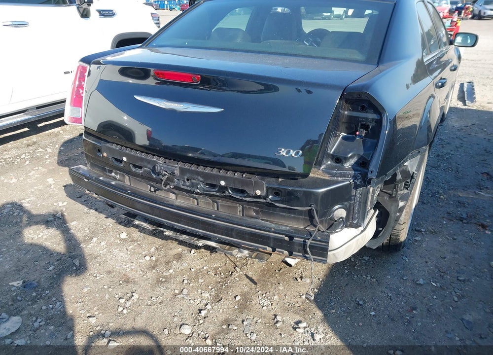 2014 CHRYSLER 300 VIN: 2C3CCAAG3EH354690