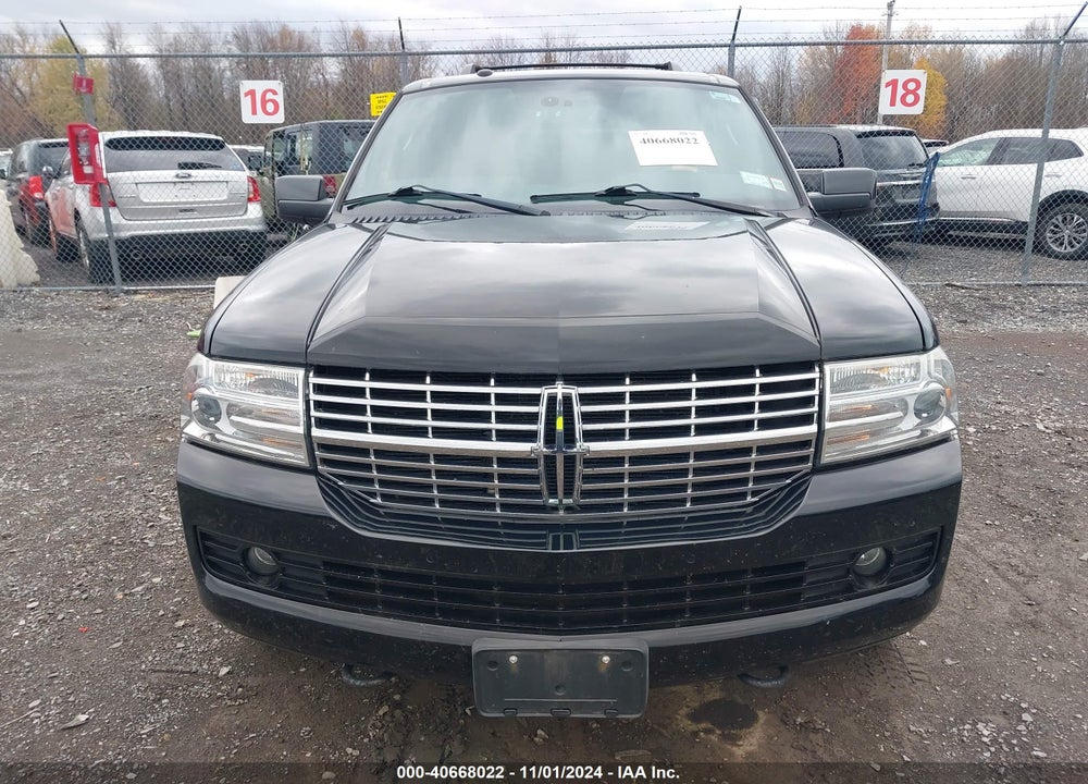 2011 LINCOLN NAVIGATOR L VIN: 5LMJJ3J59BEJ09603