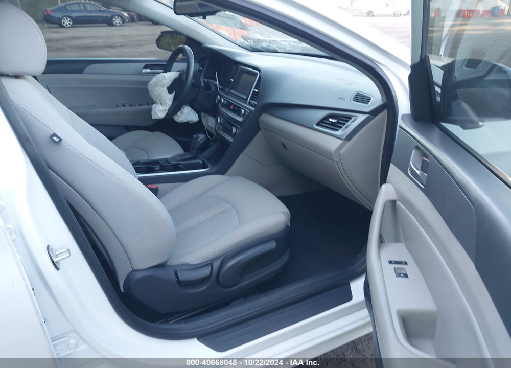 2018 HYUNDAI SONATA SEL VIN: 5NPE34AF8JH613902