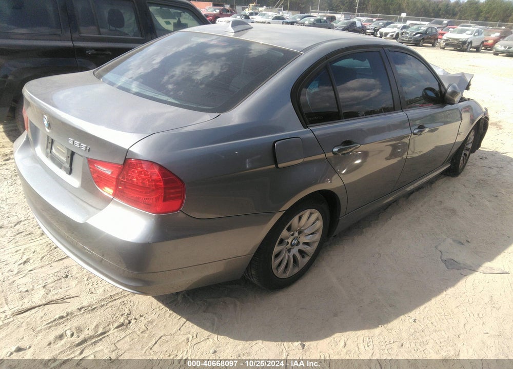 2009 BMW 328I VIN: WBAPH57589NL77291