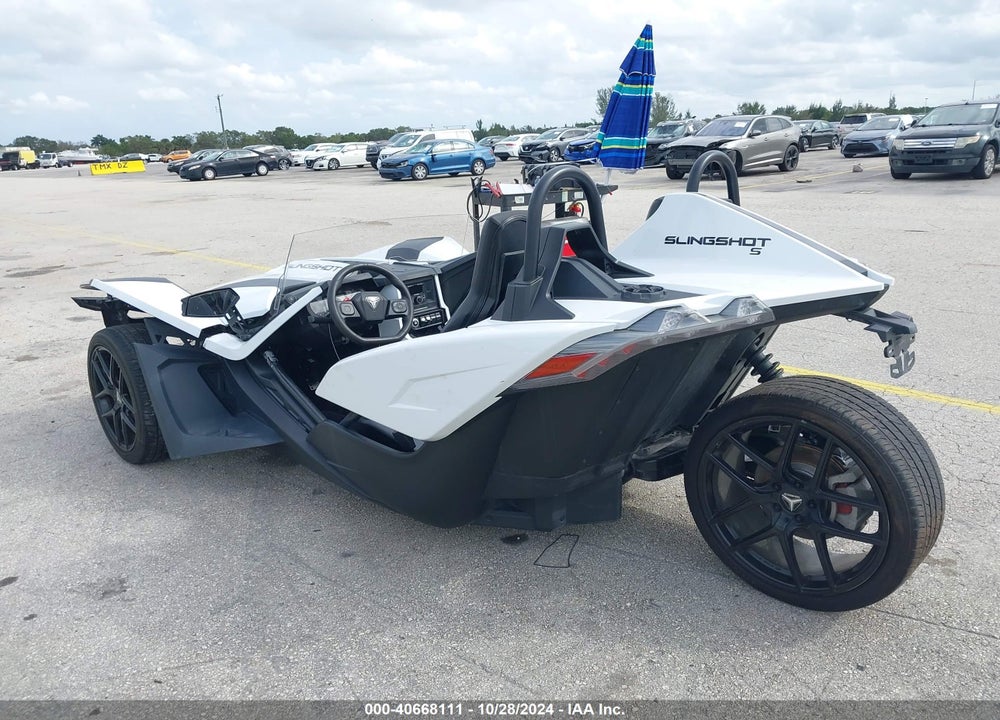 2021 POLARIS SLINGSHOT S WITH TECHNOLOGY PACKAGE VIN: 57XAATHD5M8141719