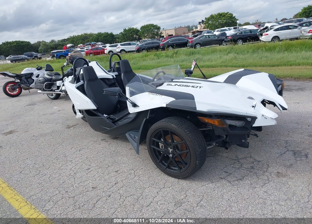 2021 POLARIS SLINGSHOT S WITH TECHNOLOGY PACKAGE VIN: 57XAATHD5M8141719
