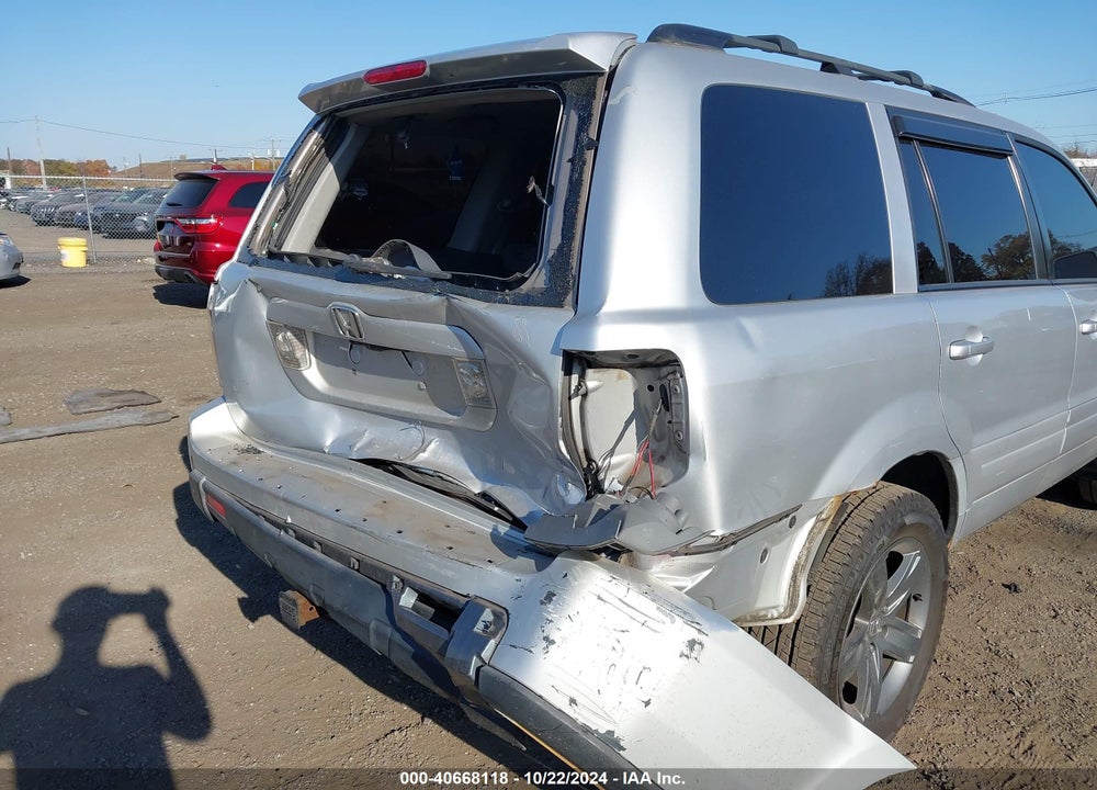 2006 HONDA PILOT EX VIN: 5FNYF28486B047565