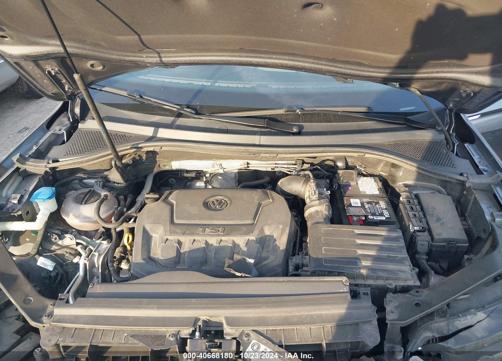 2018 VOLKSWAGEN TIGUAN 2.0T SEL PREMIUM VIN: 3VV4B7AXXJM001818