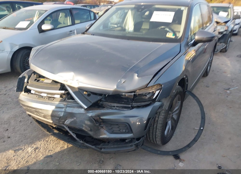 2018 VOLKSWAGEN TIGUAN 2.0T SEL PREMIUM VIN: 3VV4B7AXXJM001818