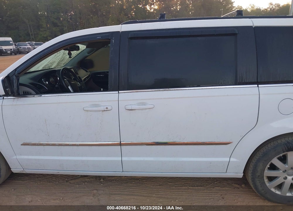 2015 CHRYSLER TOWN & COUNTRY TOURING VIN: 2C4RC1BG0FR552756