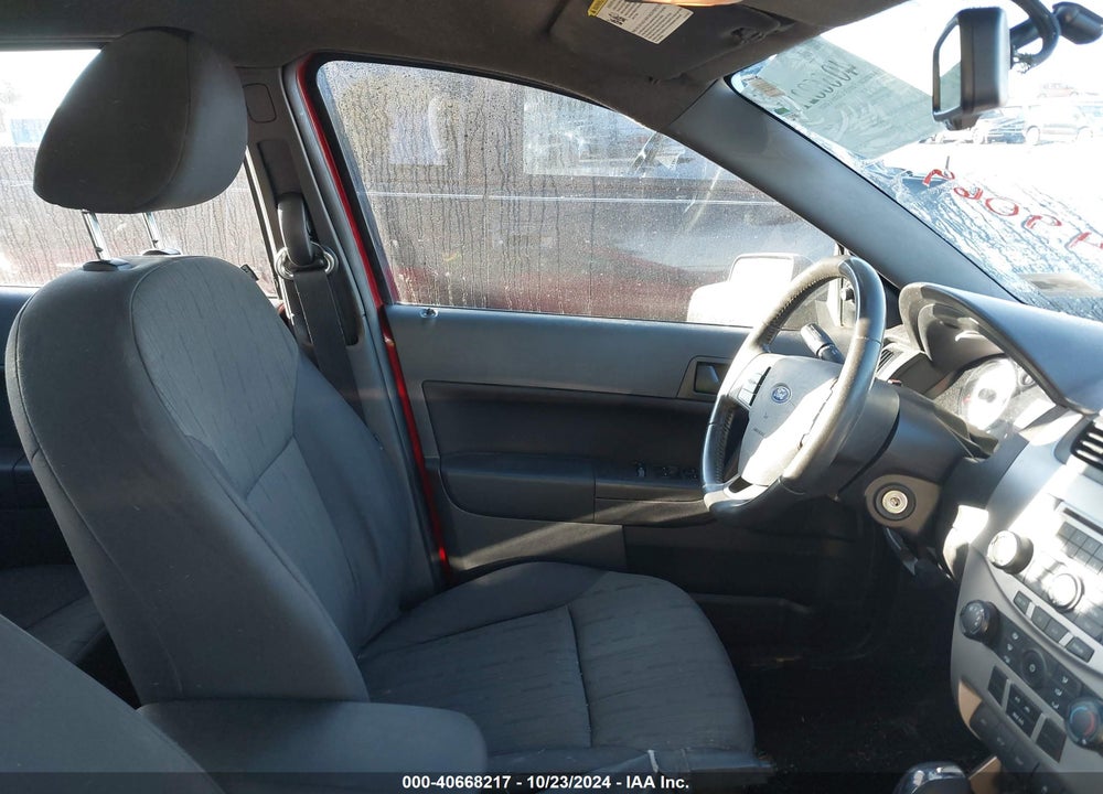 2011 FORD FOCUS SE VIN: 1FAHP3FNXBW149069