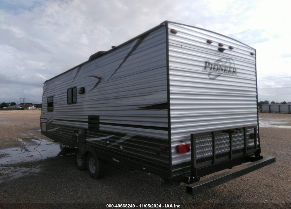 2019 PIONEER 25FT CAMPER VIN: 5SFPB2929KE388924