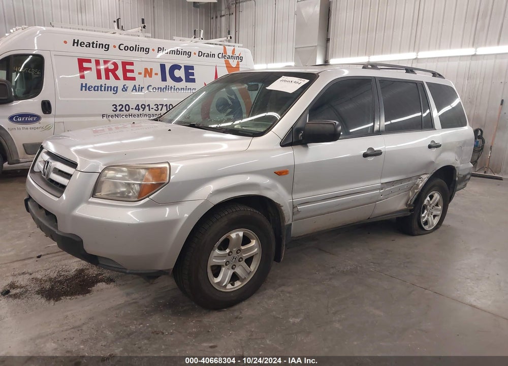 2007 HONDA PILOT LX VIN: 5FNYF28117B046684