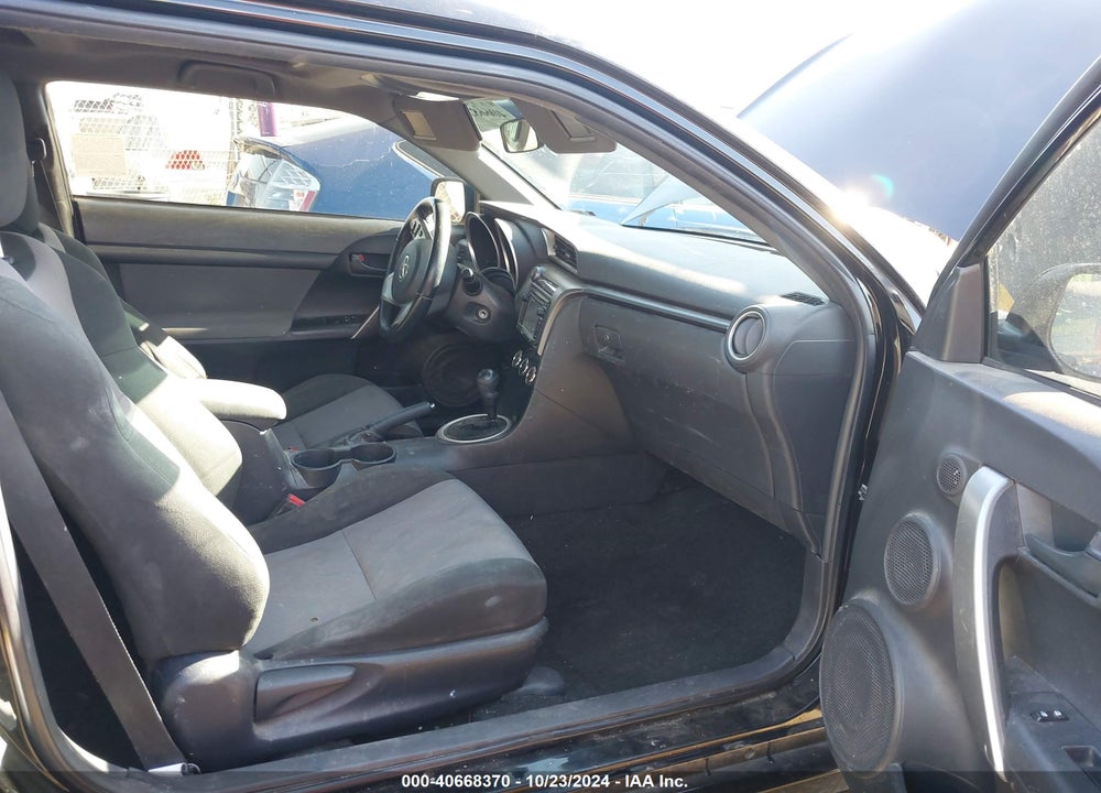 2014 SCION TC VIN: JTKJF5C70E3076776