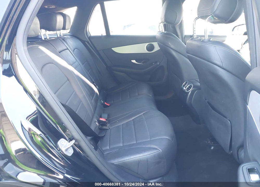 2021 MERCEDES-BENZ GLC 300 SUV VIN: W1N0G8DB6MV274567